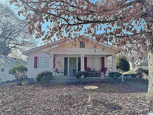 view of front of house featuring a porch