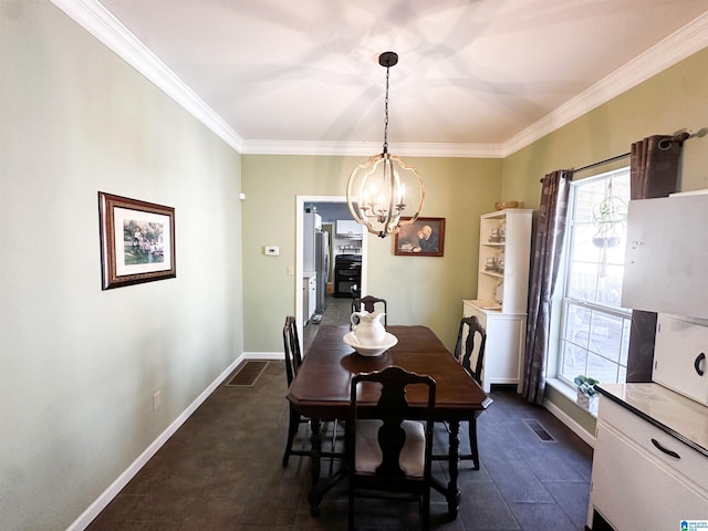 dining area with a chandelier, visible vents, ornamental molding, and baseboards