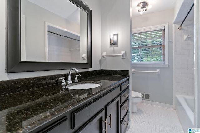 full bath with visible vents, toilet, vanity, tile patterned flooring, and baseboards