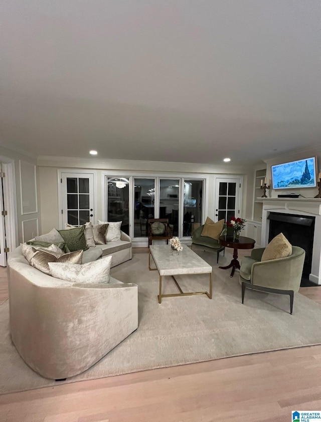 890 River Oaks Dr, Cropwell, AL 35054 - living room with wood finished floors, a fireplace, and recessed lighting