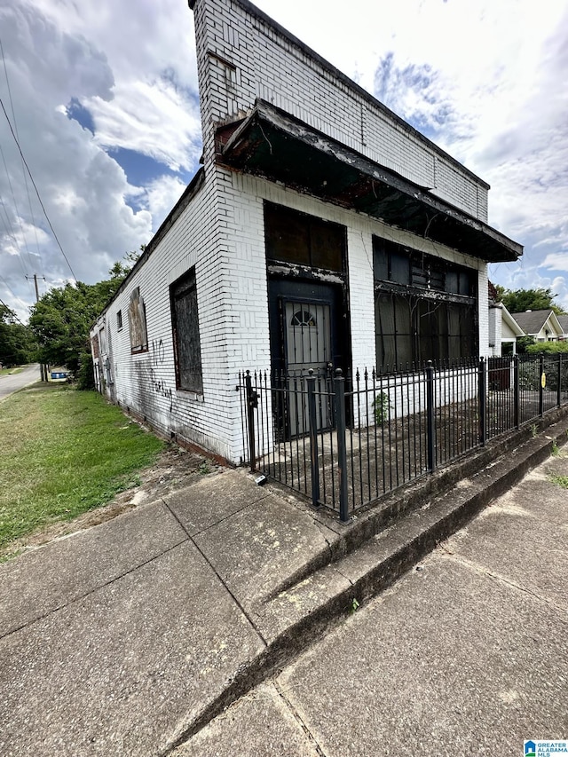 view of property exterior