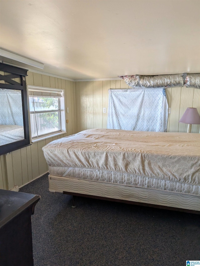 bedroom with carpet flooring