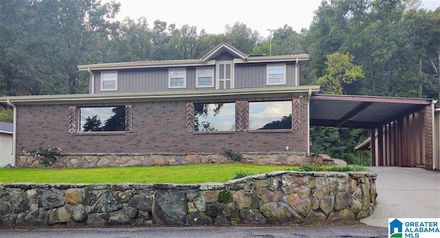 view of front of house with a carport