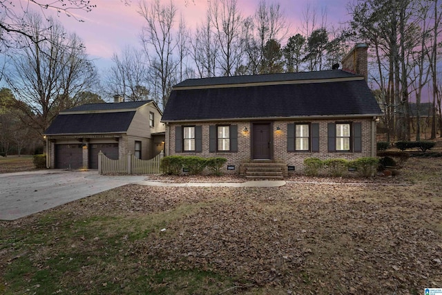 view of front facade with a garage