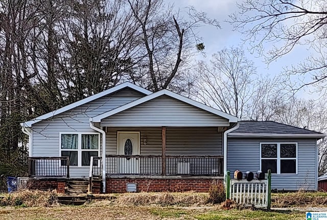 view of front of house with a porch