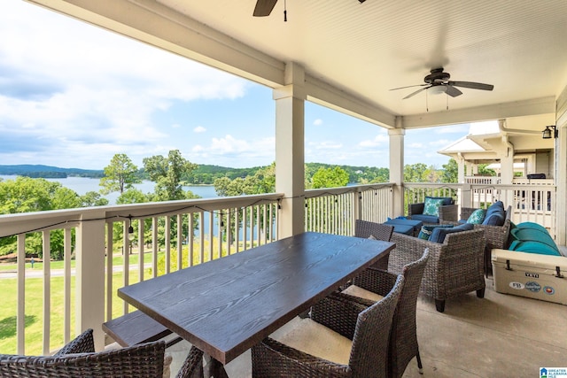 view of patio / terrace featuring a ceiling fan, outdoor dining area, and outdoor lounge area