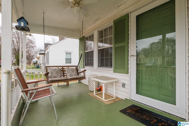 view of patio / terrace with covered porch and ceiling fan