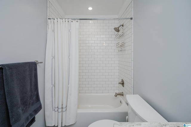 full bath featuring shower / bathtub combination with curtain and toilet