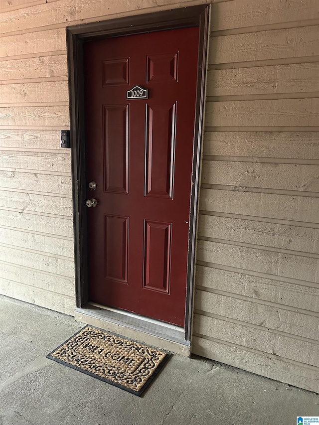 view of property entrance