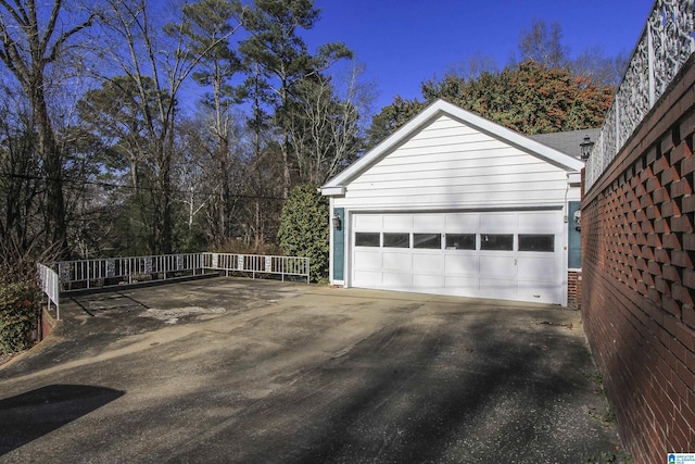 view of detached garage