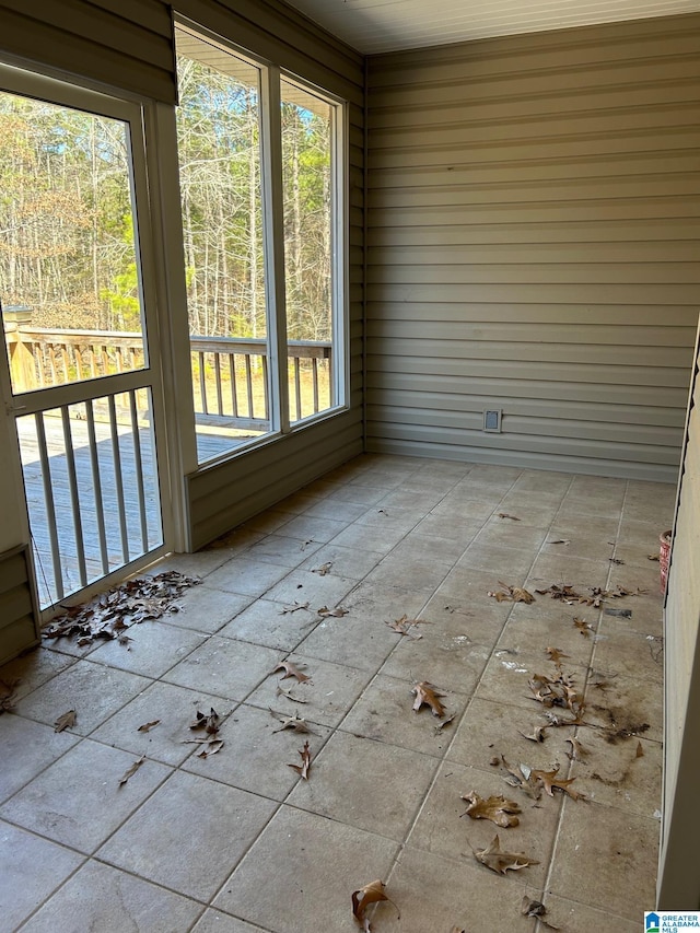 view of unfurnished sunroom