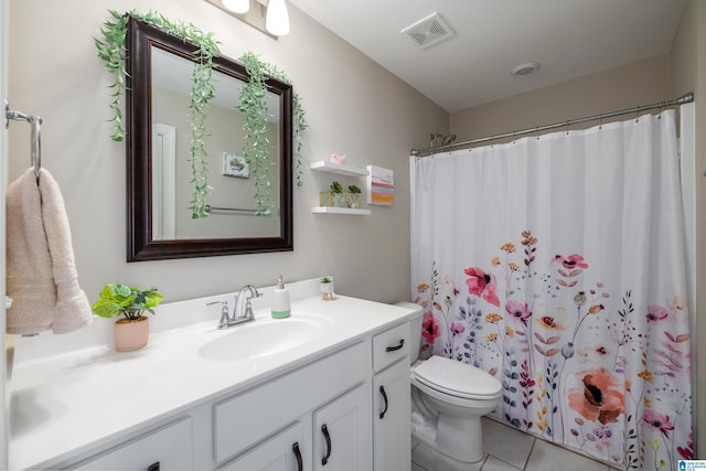 full bathroom featuring visible vents, toilet, curtained shower, tile patterned flooring, and vanity