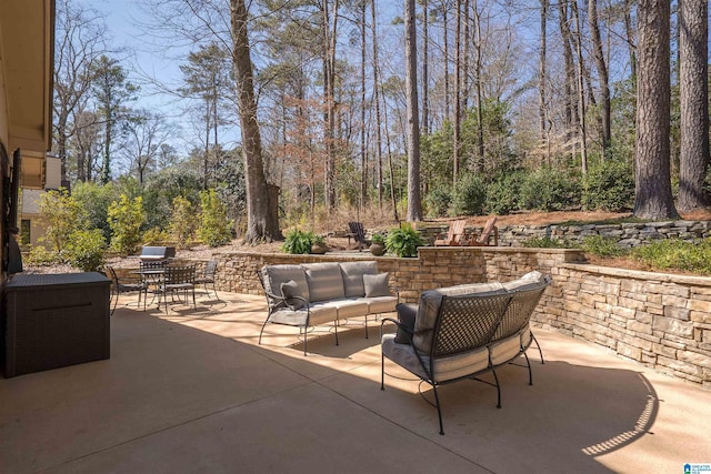 view of patio with outdoor lounge area