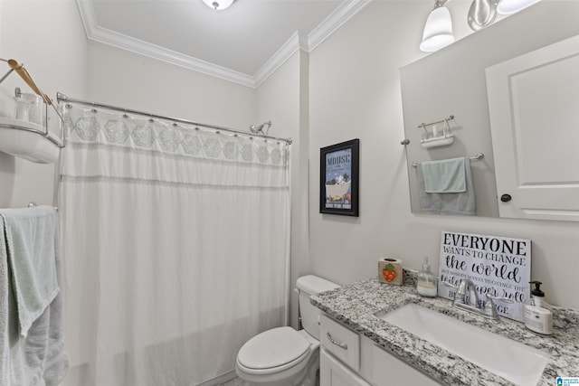 bathroom featuring toilet, shower / bath combo with shower curtain, crown molding, and vanity