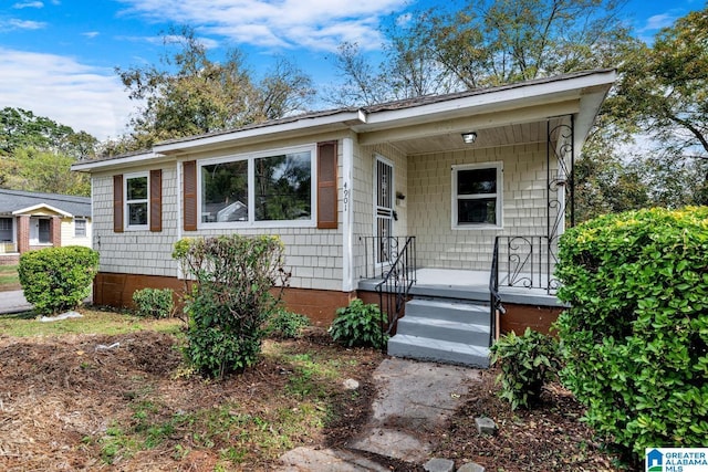 view of front of house with covered porch