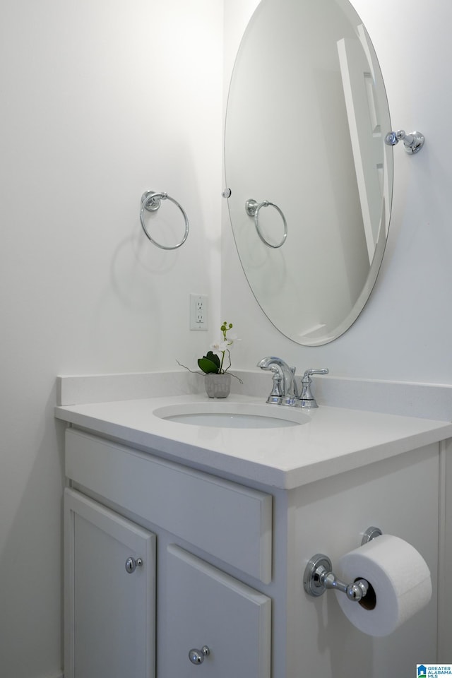 bathroom with vanity