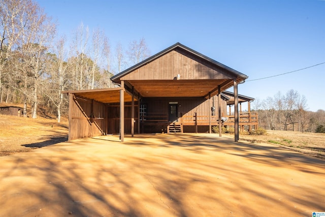 view of front of house with concrete driveway