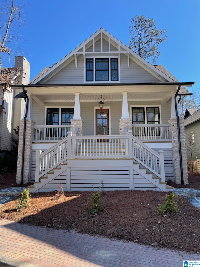 view of front of house featuring a porch