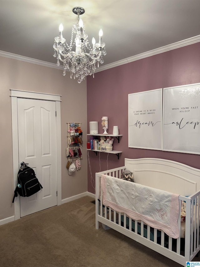 bedroom with a notable chandelier, baseboards, crown molding, and carpet flooring