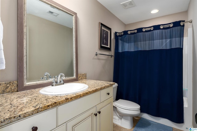 full bathroom featuring visible vents, toilet, and a shower with curtain