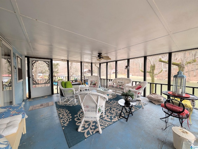 view of sunroom / solarium