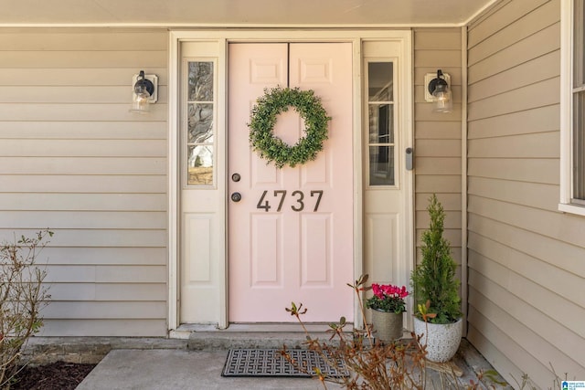 view of entrance to property