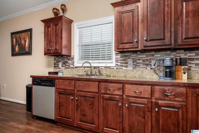 kitchen with dark wood-style flooring, a sink, ornamental molding, backsplash, and dishwasher