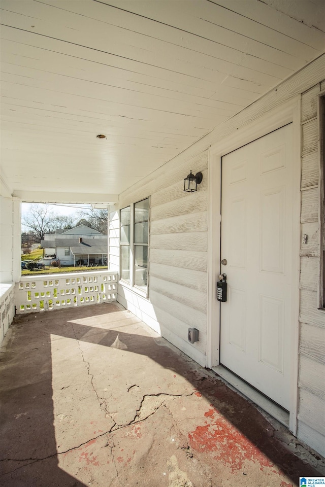 view of patio featuring covered porch