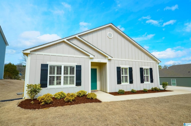 view of front of property with board and batten siding