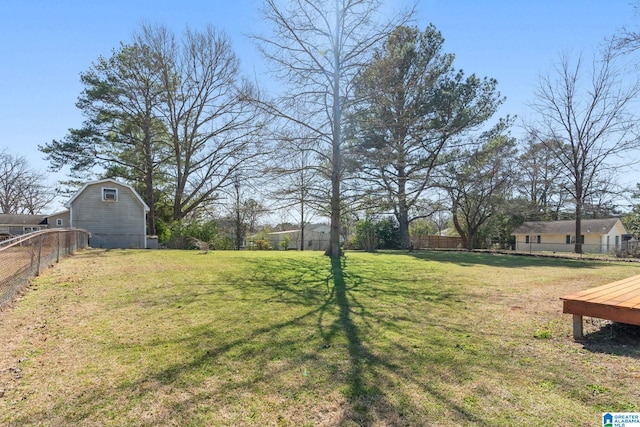 view of yard featuring fence