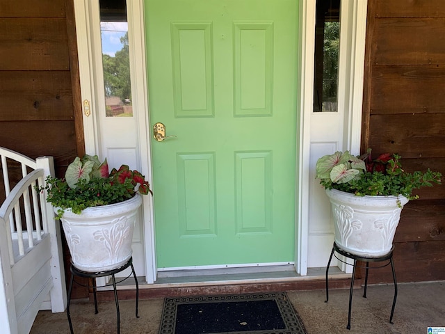 view of property entrance