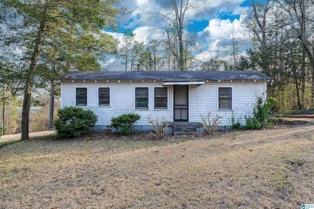 ranch-style house with a front lawn and crawl space