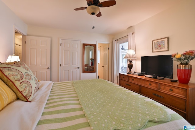 bedroom featuring ceiling fan