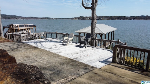 view of dock featuring a water view