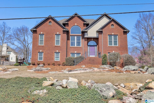 view of front facade with brick siding