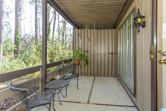 view of sunroom / solarium