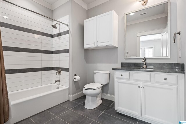 full bathroom with visible vents, toilet, shower / bathing tub combination, tile patterned flooring, and baseboards