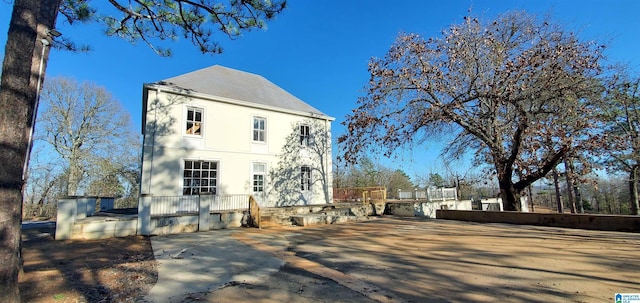 view of front of house with stucco siding