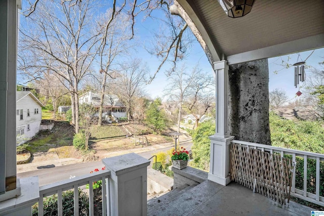 balcony featuring covered porch