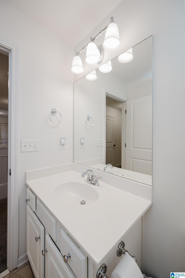 bathroom with vanity