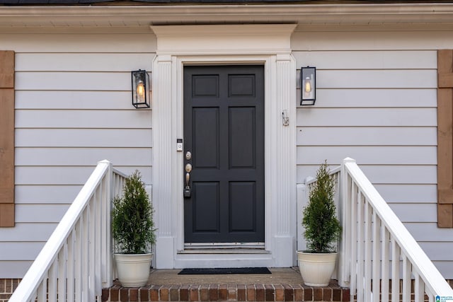 view of property entrance