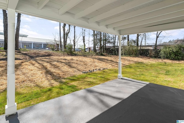 view of yard with a patio