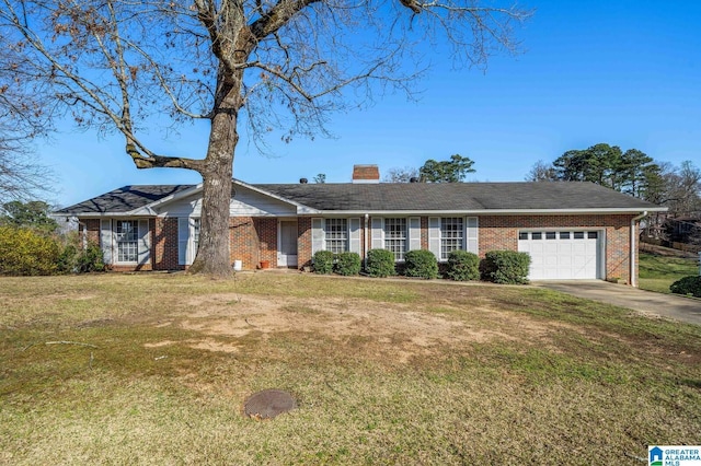 single story home featuring a front lawn, brick siding, a garage, and driveway