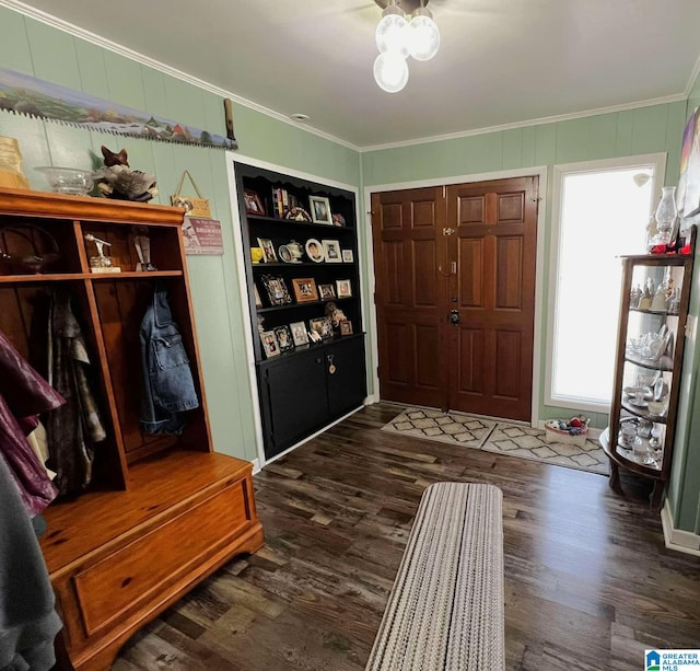 282 Stewart Rd, Cullman, AL 35055 - entrance foyer featuring wood finished floors and crown molding