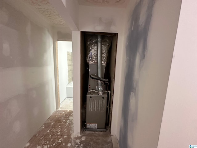 861 Lankford Ln, Alexandria, AL 36250 - corridor with unfinished concrete flooring