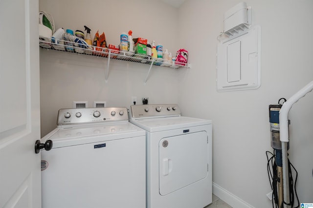 2167 Springfield Dr, Chelsea, AL 35043 - laundry area with washer and clothes dryer, baseboards, and laundry area