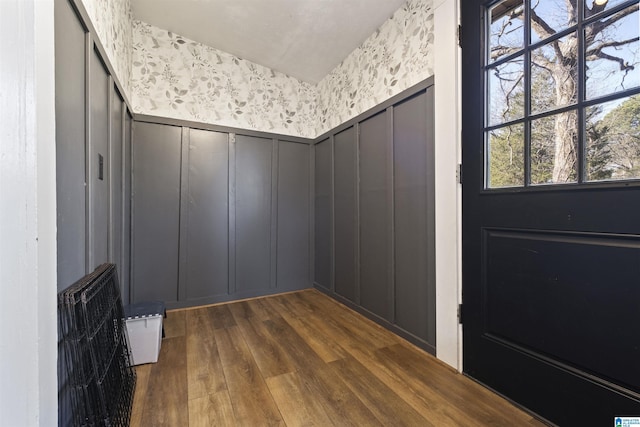1109 Central Ave, Gadsden, AL 35904 - interior space with a decorative wall, wallpapered walls, and dark wood-type flooring