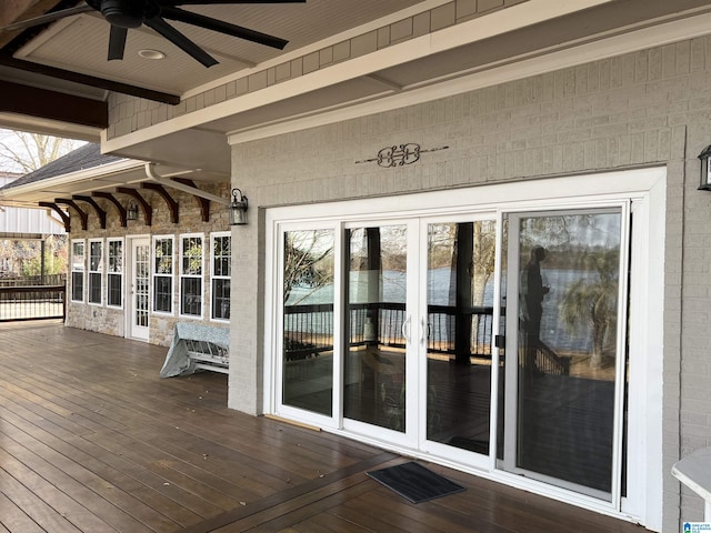 deck with a ceiling fan