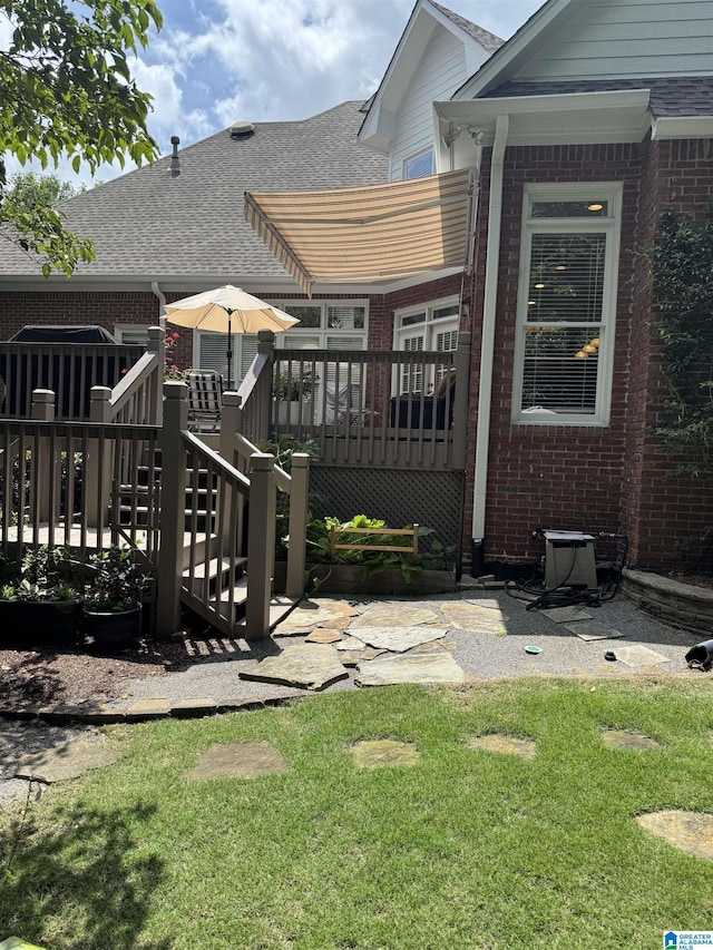 1533 Highland Lakes Trl, Birmingham, AL 35242 - view of grassy yard with a deck