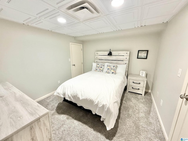 360 Frankies Rd, Vincent, AL 35178 - bedroom featuring light carpet, baseboards, visible vents, and an ornate ceiling